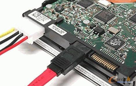 SATA�ӿ����