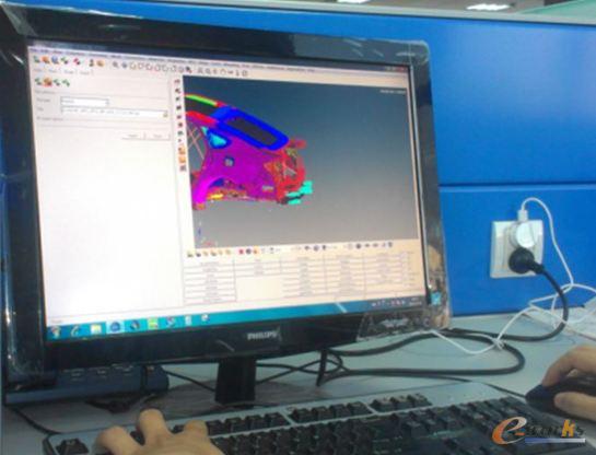 ThinkStation S30����վ�yԇ