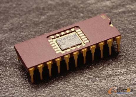 DRAM�����OӋ�����f��ȡ���g�